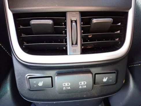 Used 2020 Subaru Outback Limited w/ Popular Package #2 AWD/4WD image 11