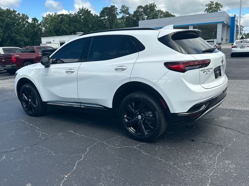 Used 2021 Buick Envision Essence w/ Technology Package I FWD image 5