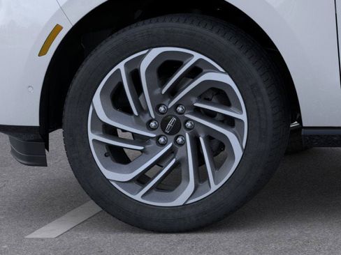 New 2025 Lincoln Navigator L Reserve image 19