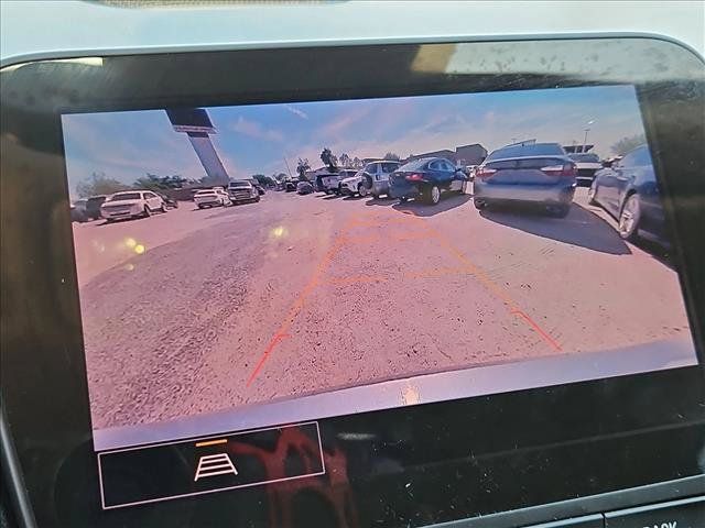Used 2024 Chevrolet Malibu LT FWD image 16