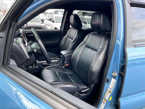Used 2018 Toyota Tacoma TRD Pro image 9