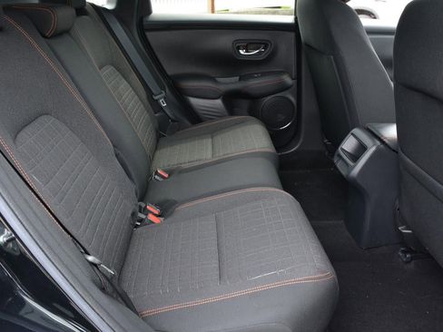 Used 2023 Honda HR-V Sport image 17