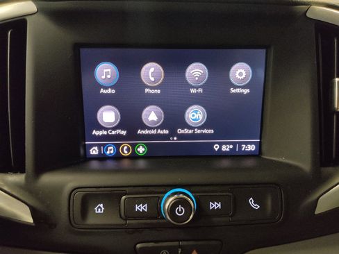 Used 2023 GMC Terrain SLE FWD image 25