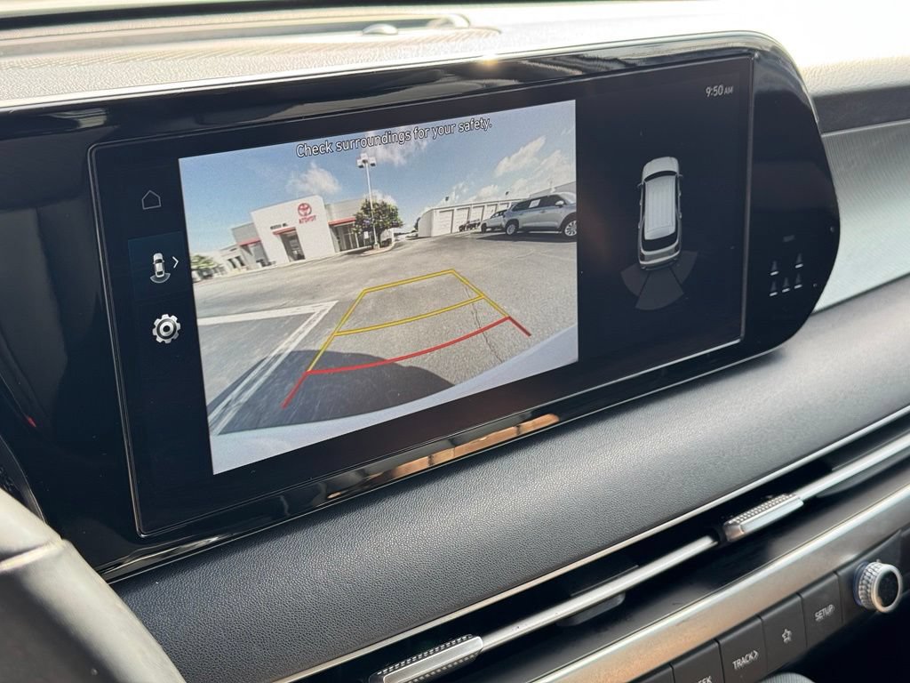 Used 2024 Hyundai Palisade SEL FWD image 32
