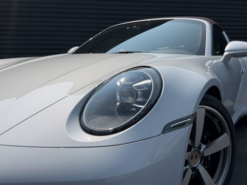 Certified 2024 Porsche 911 Targa 4S AWD/4WD image 11