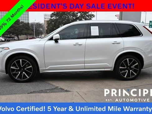 Certified 2022 Volvo XC90 T6 Momentum w/ Advanced Package image 9