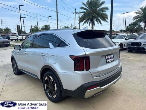 Used 2025 Kia Sorento EX w/ EX Panoramic Sunroof Package AWD/4WD image 8