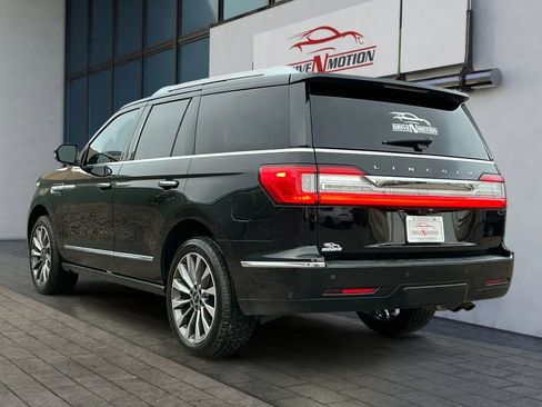 Used 2018 Lincoln Navigator Select w/ Technology Package image 5