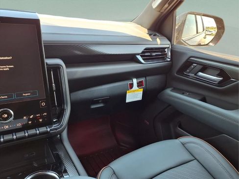 New 2026 GMC Yukon AT4 w/ AT4 Premium Package AWD/4WD image 22