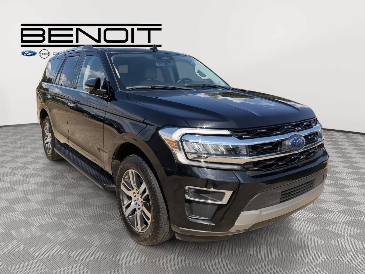 Used 2024 Ford Expedition Limited AWD/4WD image 7
