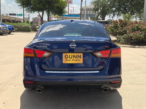 Used 2023 Nissan Altima 2.5 SR FWD image 4