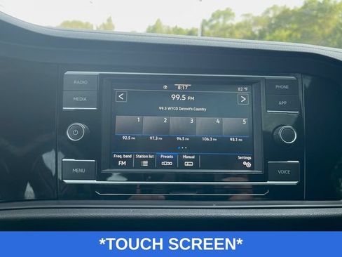 Used 2021 Volkswagen Jetta SE FWD image 6