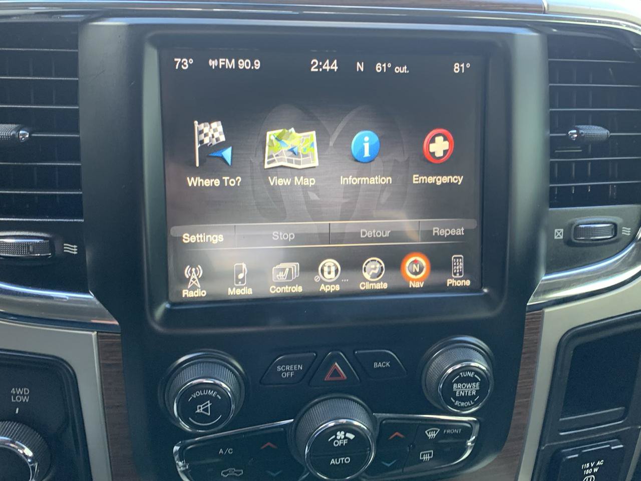 Used 2017 RAM 3500 Laramie AWD/4WD image 32