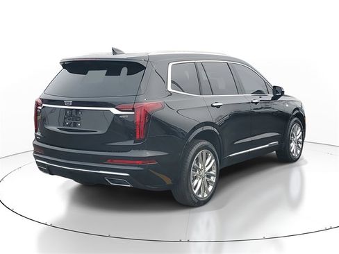 Certified 2024 Cadillac XT6 Premium Luxury w/ Technology Package image 4