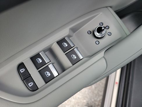 Certified 2022 Audi Q5 2.0T Premium Plus image 17