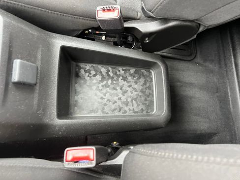 Used 2024 Chevrolet Colorado W/T image 19