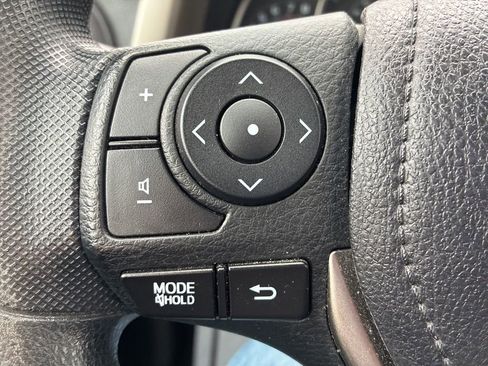 Used 2014 Toyota RAV4 XLE image 14