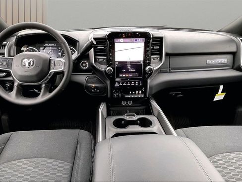 New 2026 RAM 2500 Big Horn AWD/4WD image 10