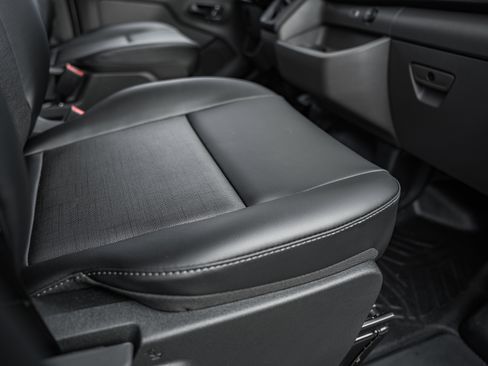 New 2026 Ford Transit 250 148 Medium Roof image 16