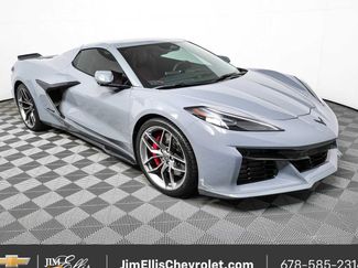 Used 2025 Chevrolet Corvette Z06 RWD video 1