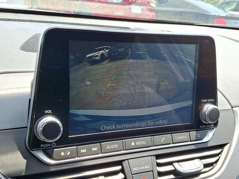 Certified 2024 Nissan Altima 2.5 SR FWD image 19