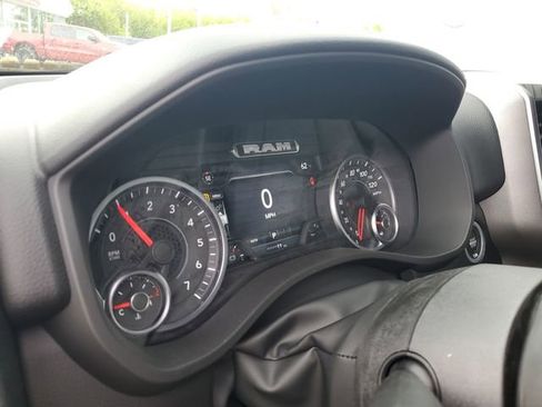 New 2026 RAM 1500 4x4 Crew Cab image 14