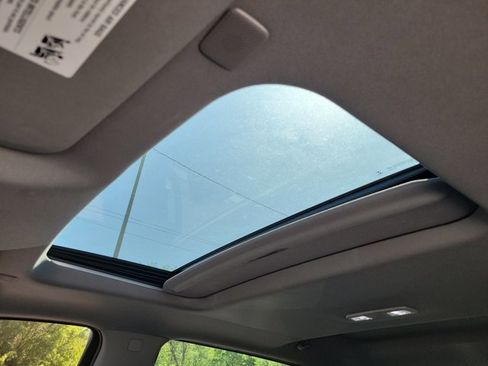 Used 2021 Chevrolet Silverado 1500 LTZ image 7