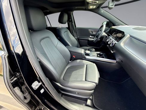 Used 2023 Mercedes-Benz GLA 250 image 16