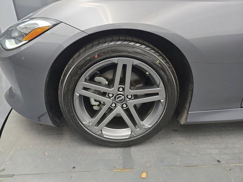 Used 2025 Nissan Z Sport w/ Floor Mat Package image 12