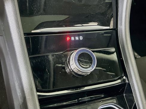 Used 2023 Jeep Grand Cherokee Laredo AWD/4WD image 16