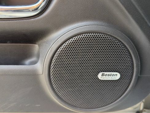 Used 2012 Chevrolet Camaro LT image 29