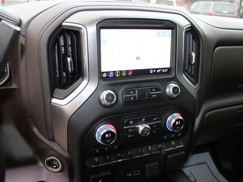 Used 2022 GMC Sierra 3500 Denali image 11