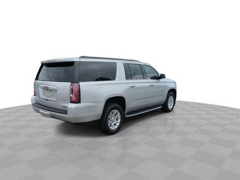 Certified 2020 GMC Yukon XL SLT image 8