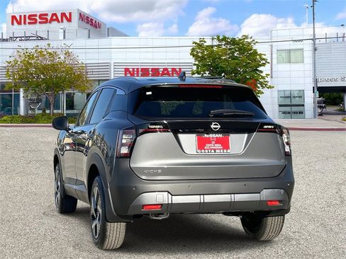 New 2026 Nissan Kicks SV image 3