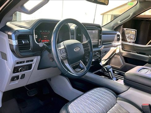 Used 2023 Ford F150 Limited image 16