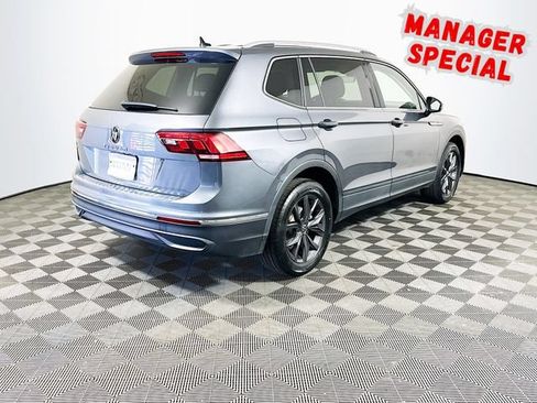Used 2023 Volkswagen Tiguan SE FWD image 8
