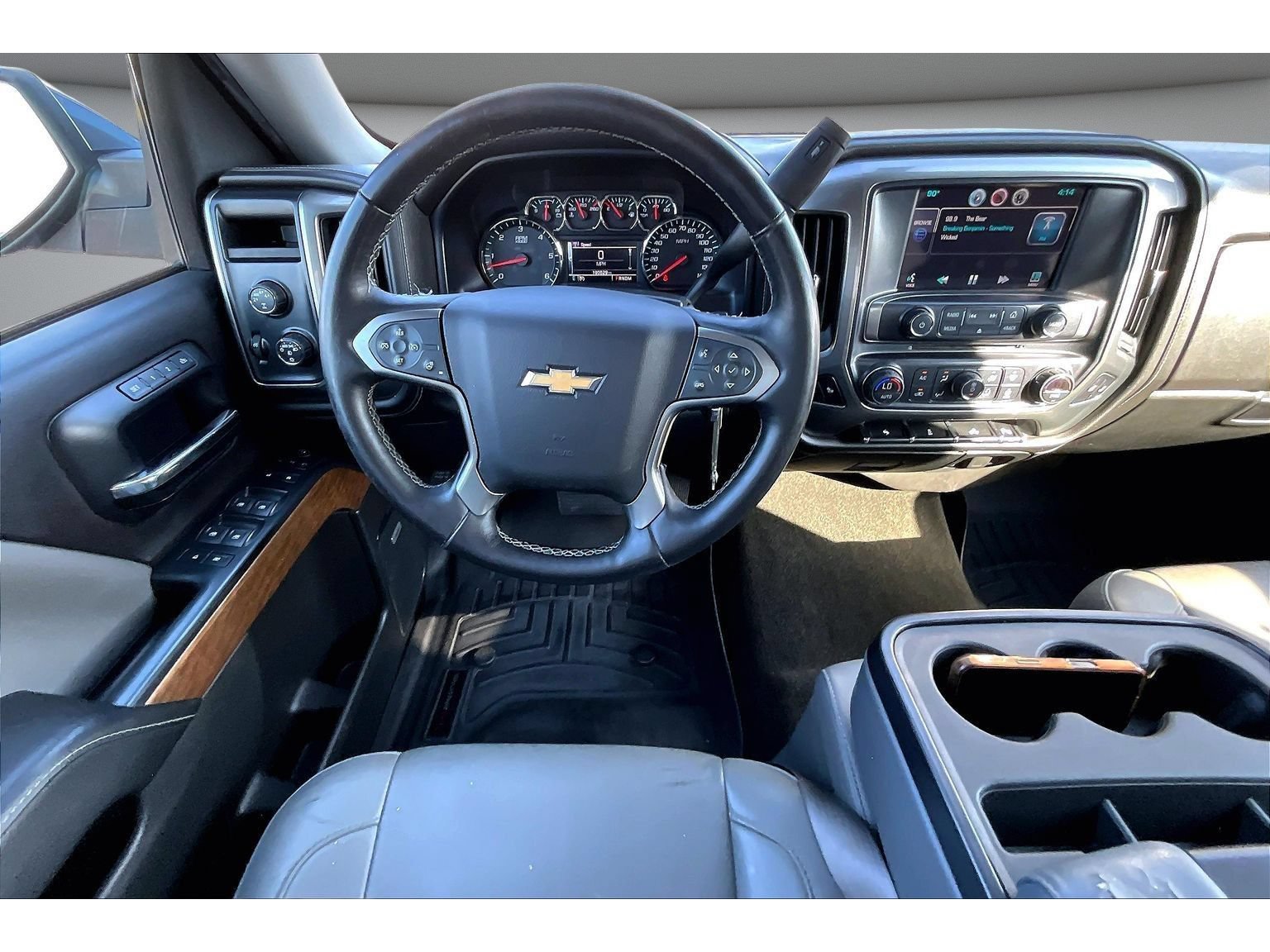 Used 2014 Chevrolet Silverado 1500 LTZ w/ LTZ Plus Package AWD/4WD image 7