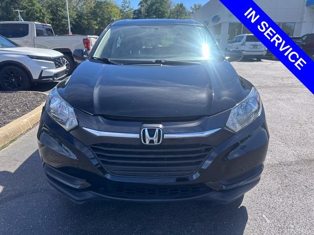 Used 2017 Honda HR-V LX image 2