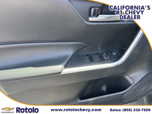 Used 2024 Toyota RAV4 XLE FWD image 18