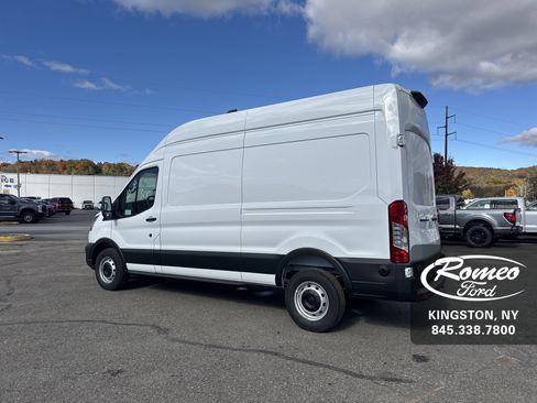 New 2026 Ford Transit 250 Cargo Van image 8