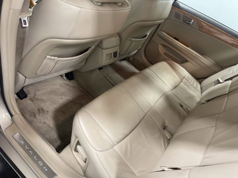 Used 2005 Toyota Avalon XLS image 17