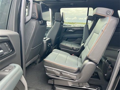 New 2026 GMC Yukon XL AT4 w/ AT4 Premium Plus Package image 28