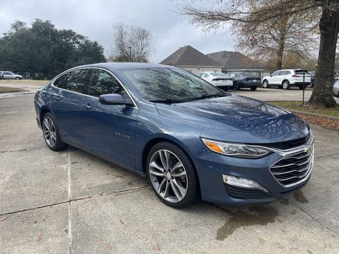 Used 2024 Chevrolet Malibu LT image 3