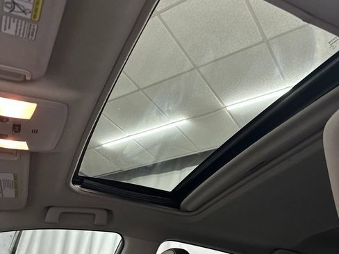 Used 2016 Toyota RAV4 XLE FWD image 21