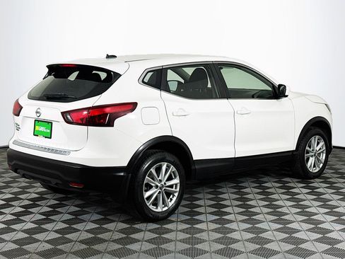 Used 2019 Nissan Rogue Sport S w/ Appearance Package image 10