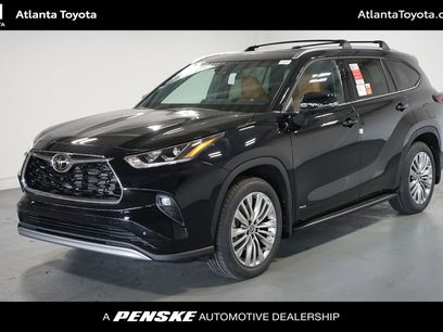 New 2026 Toyota Highlander Platinum