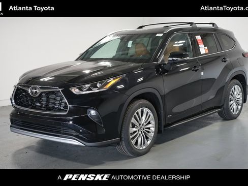 New 2026 Toyota Highlander Platinum image 1