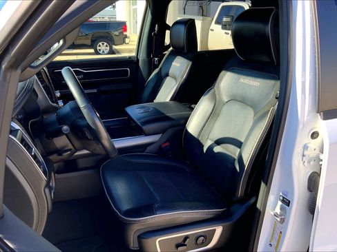 Used 2023 RAM 1500 Laramie image 7