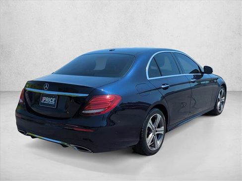 Used 2018 Mercedes-Benz E 300 image 5