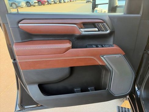 Used 2024 GMC Sierra 2500 Denali Ultimate image 12